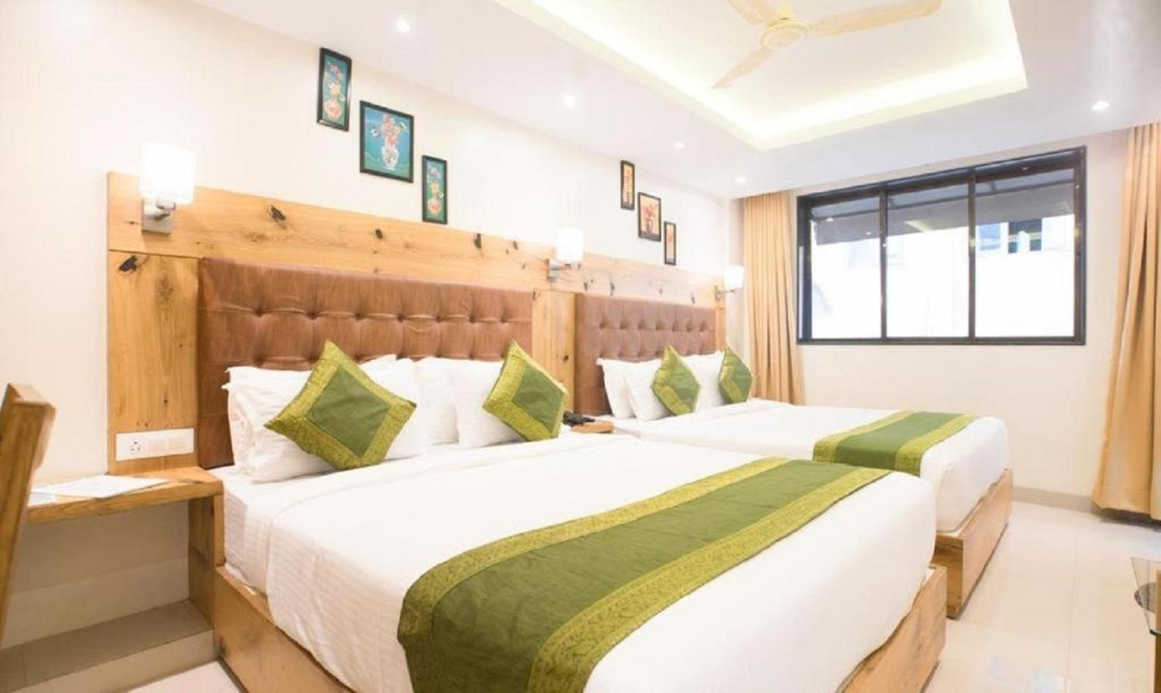 Hotel Sky Wood At Airport Nowe Delhi Zewnętrze zdjęcie