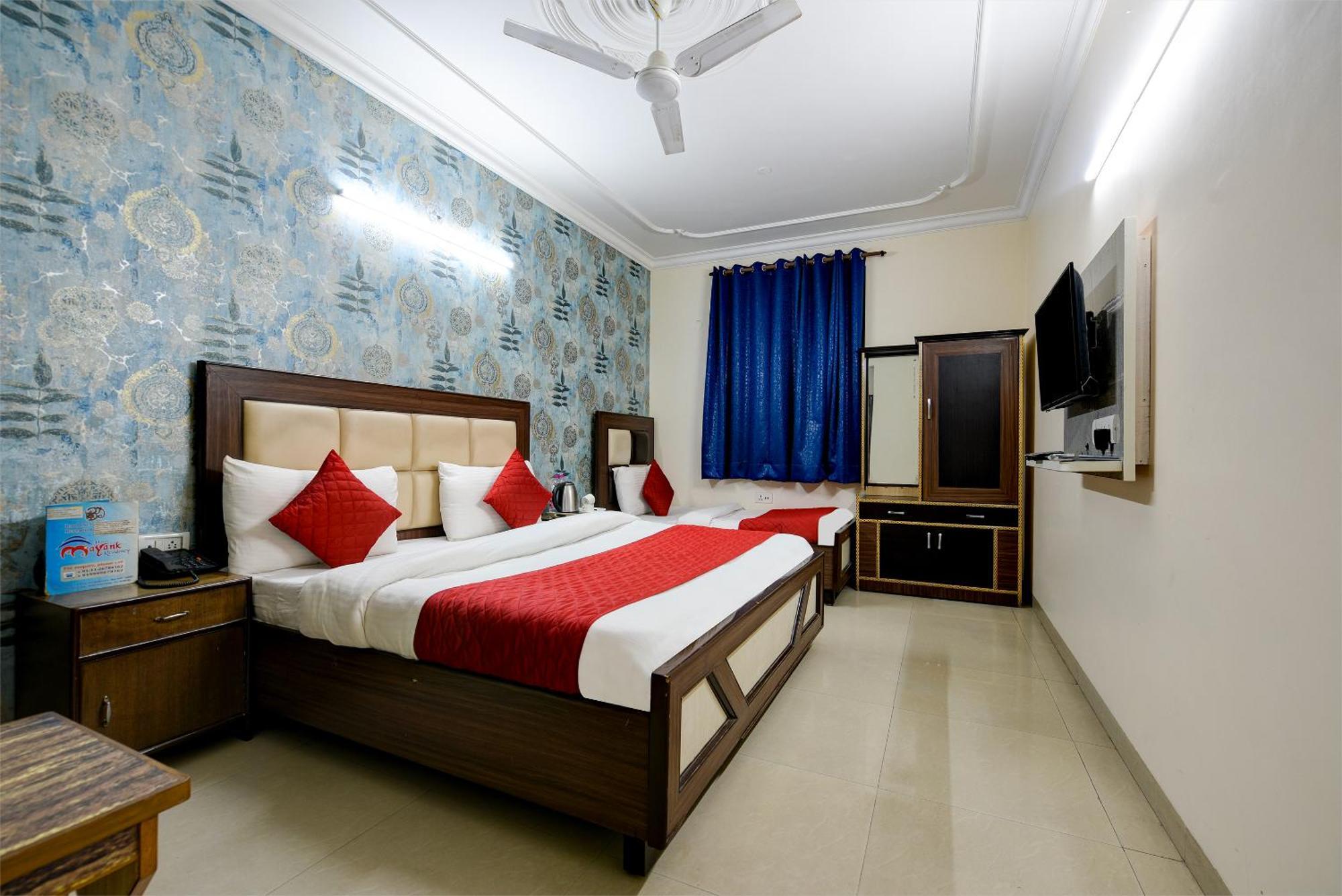 Hotel Sky Wood At Airport Nowe Delhi Zewnętrze zdjęcie